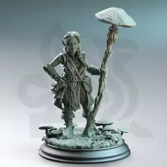 Cordelia the Homestead Hermit – Halfling Druid - comprar online