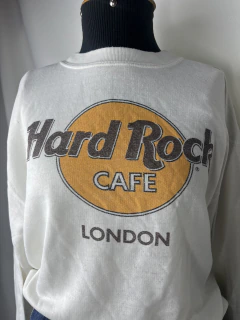 Blusa Hard Rock na internet
