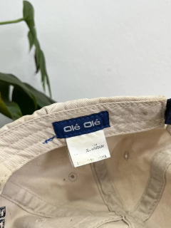 Boné Uruguay - RECRIART BRECHO