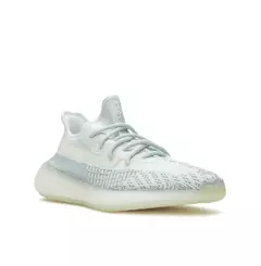 Adidas Yeezy Boost 350 V2 Cloud White en internet