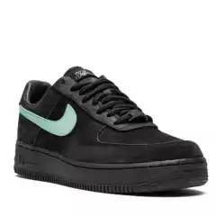 Air Force 1 Nike x Tiffany & Co en internet