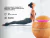 Difusor Gadnic de aromaterapia en diseño bamboo con emisión de vapor, junto a mujer haciendo yoga en postura de cobra