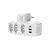 Extensão de tomada USB com três entradas para plugs e duas portas USB.
