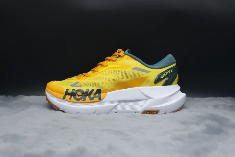 TÊNIS HOKA MAFATE X "AMARELO" (PRAZO DE ATÉ 20 DIAS PARA ENTREGA) - FRETE GRÁTIS BR - comprar online