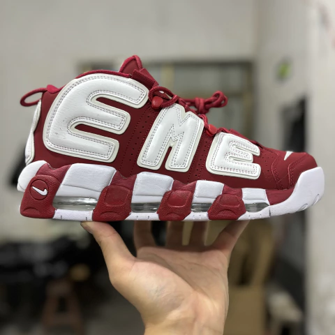 TÊNIS NIKE AIR MORE UPTEMPO X SUPREME "BRANCO/VERMELHO" (PRAZO DE ATÉ 20 DIAS PARA ENTREGA) - FRETE GRÁTIS BR