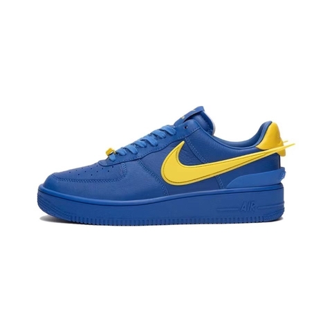 TÊNIS NIKE AIR AIR FORCE 1 LOW X AMBUSH "AZUL AMARELO" (PRAZO DE ATÉ 20 DIAS PARA ENTREGA) - FRETE GRÁTIS BR - comprar online