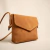 Bolsa Mini Veg Camurça Wishin (Castor)