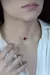 Choker Um Trevo Vermelho - Banhado a Ouro - comprar online