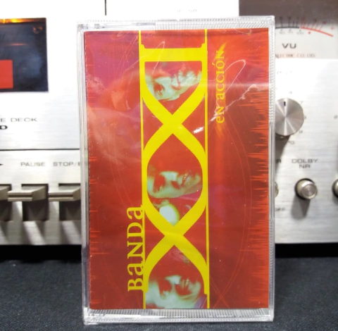 Banda 21 Xxi - En Acción Cassette - comprar online