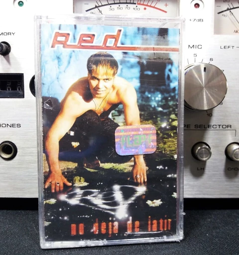 Red - No Deja De Latir Cassette - comprar online