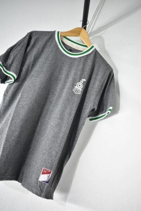 Remera Salida Fco Gris - comprar online