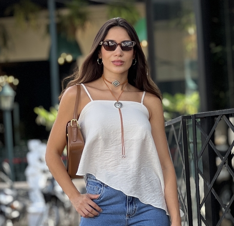 Blusa Assimétrica - comprar online