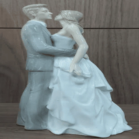 ENF. DE PORCELANA MOD: NOIVOS