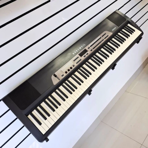 Piano KURZWEIL 88 Teclas SP2XS ( usado )