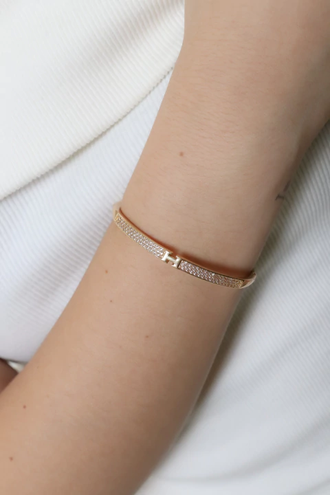 Bracelete H Cravejado