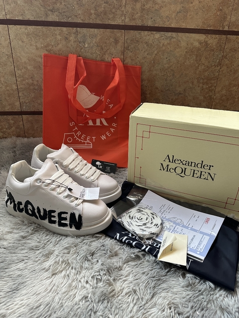 Mcqueen blanco grafiti - comprar en línea