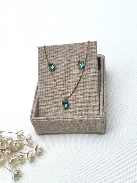 Conjunto coração verde banhado a ouro - comprar online