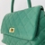 Bolsa matelassê média verde na internet
