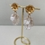 Brinco Folheado a Ouro 18k flor com pendentes brancos - comprar online
