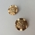 Brinco Folheado a Ouro 18k moeda maxi texturizada - comprar online
