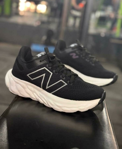 New Balance 1080- Preto