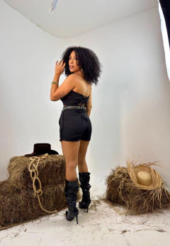 Conj. short saia cropped fivela preto 38/40 na internet