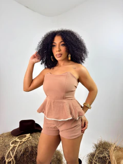 Conjunto Peplum na internet