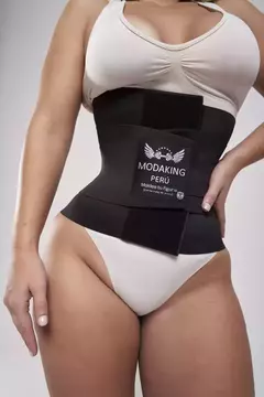 Imagen de Faja Reductora-Corset Premium Con Ganchos + 1 Body Reductor de REGALO!