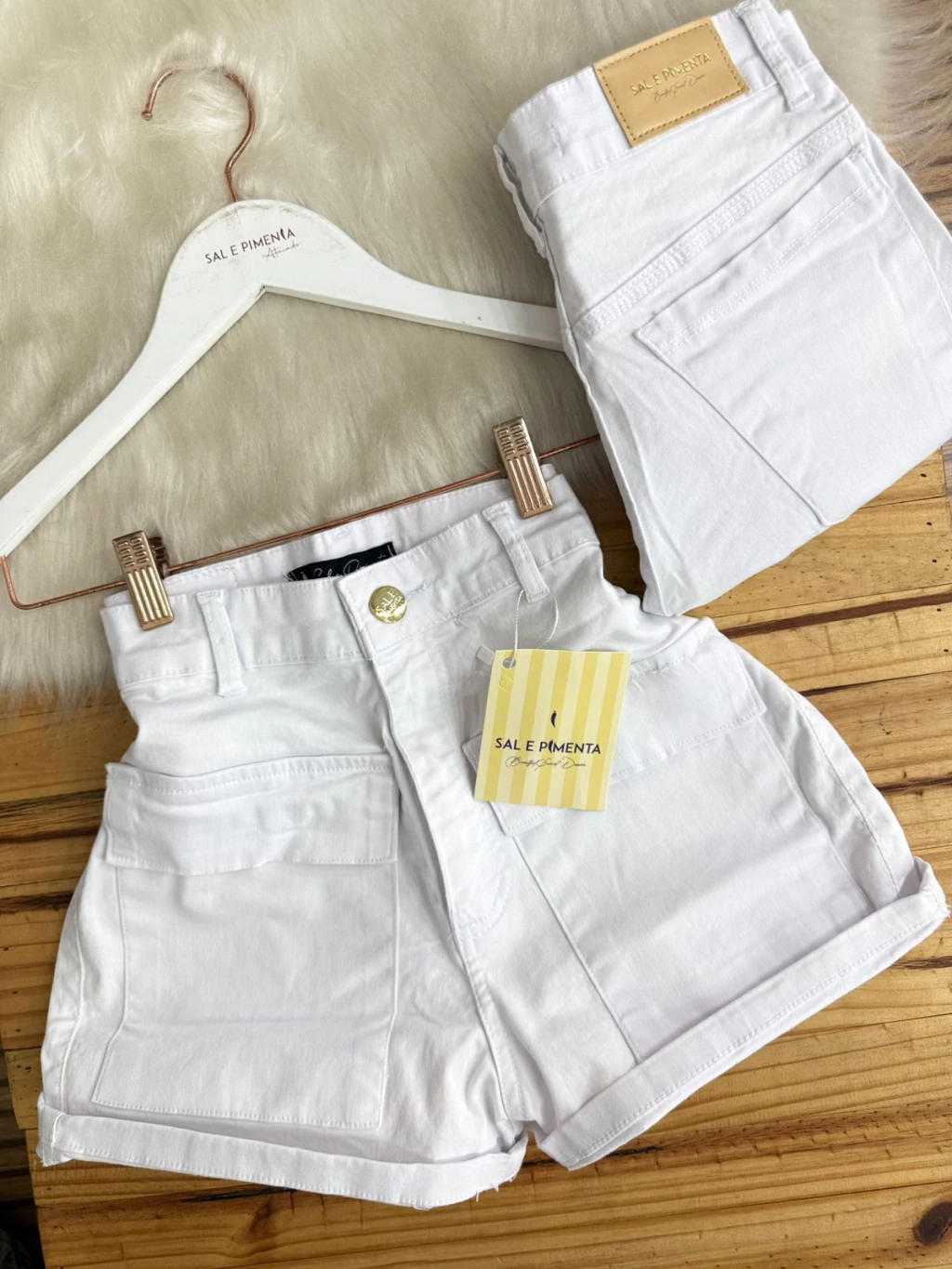 SHORTS CARGO BRANCO