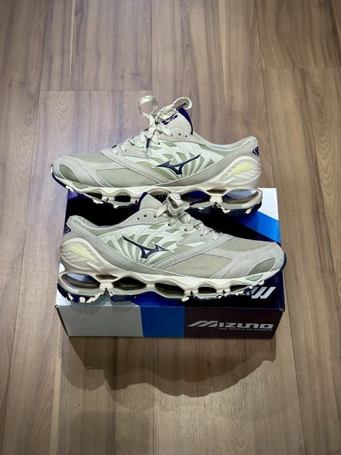 Mizuno 
