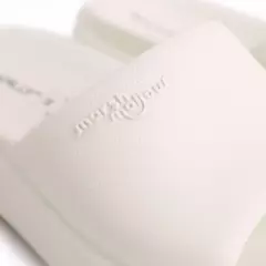 TAMANCO MARSHMALLOW RETRÔ 2000 OFF WHITE na internet