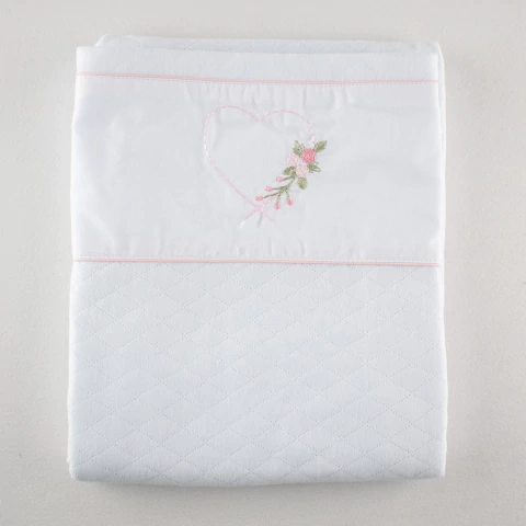 Cobertor Matelassado Rosa Claro com Bordado de Coração e Flores - comprar online