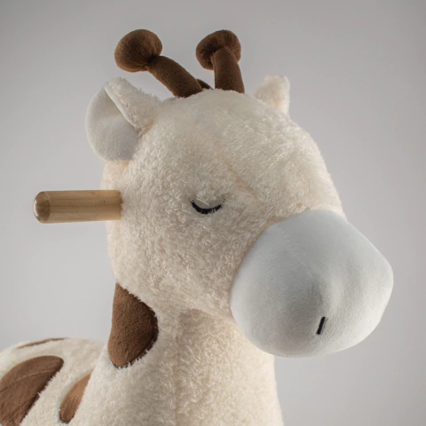 Girafa de Balanço em Pelúcia - comprar online