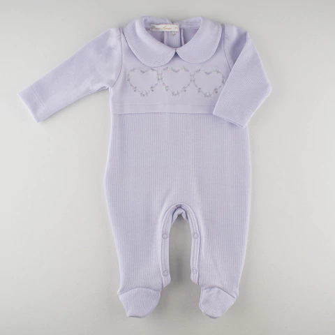 Macacão Longo em Tricotil com Gola Boneca e Bordado de Corações - comprar online