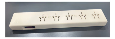 Toma De Superficie Richi Multinorma 5 Tomas Color Marfil