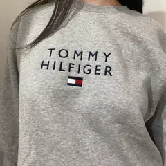 MYSTERY BOX TOMMY HILFIGER. CAJA MISTERIOSA CON LOS MEJORES ACCESORIOS AL MEJOR PRECIO