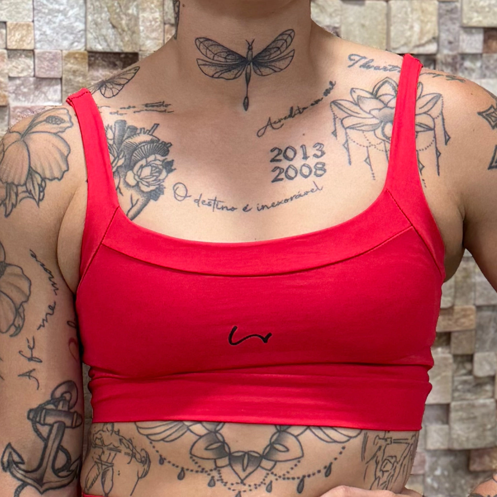 Top Daniela vermelho