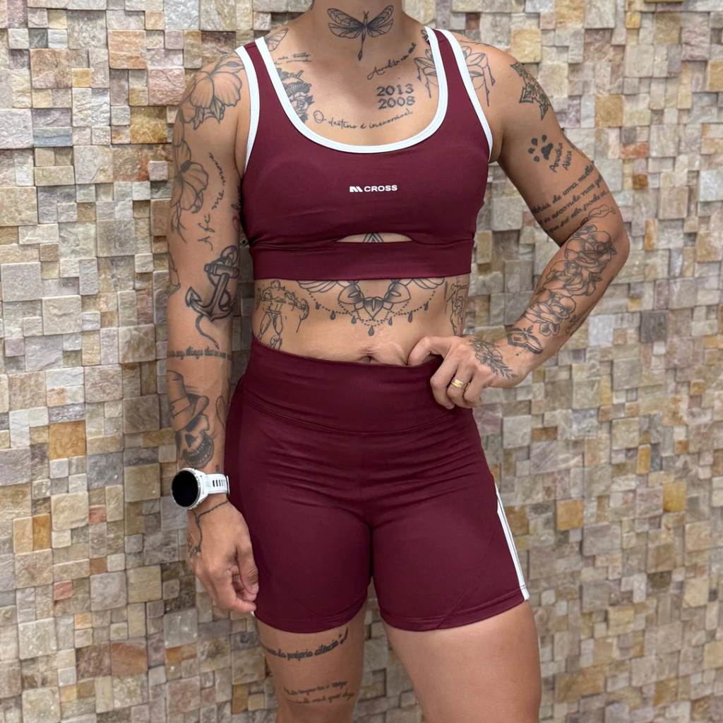 Conjunto Thaysa vinho escuro