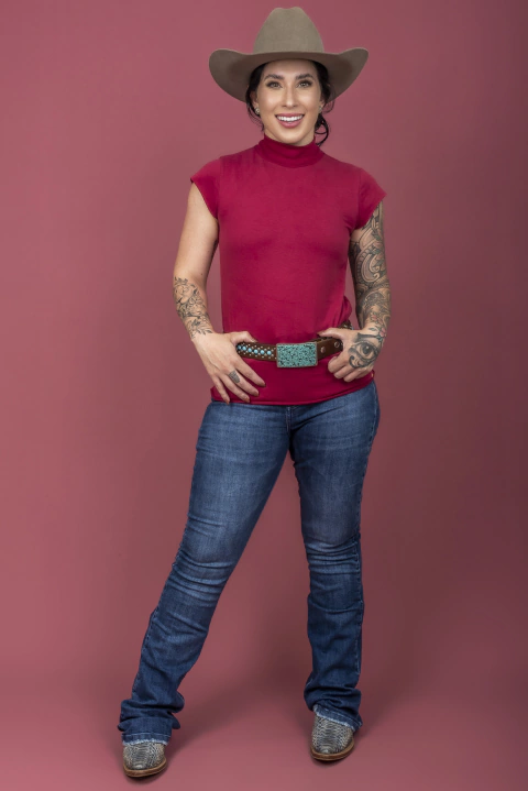 T-SHIRT ENCANTO MARSALA