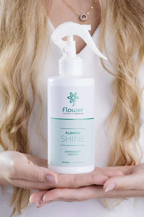 Shine - Defrizante Líquido - comprar online