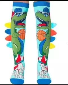 Imagen de ¡Promo 3x1! Compra 1 Par de Pantuflas Capibara ¡Llevate 2 Pares de Medias Animadas 3D de REGALO!