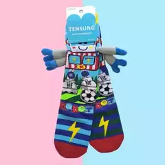 ¡Promo 3x1! Compra 1 Par de Pantuflas Capibara ¡Llevate 2 Pares de Medias Animadas 3D de REGALO! en internet