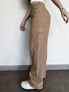 Calça Cargo Caramelo - comprar online