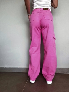 Calça Cargo Rosa na internet