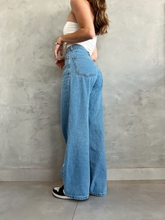 Calça Wide Basic na internet