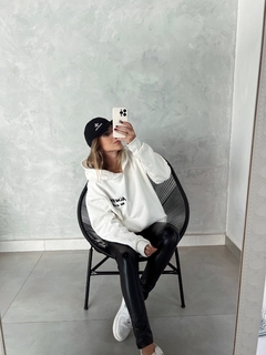 Moletom Be Kind - comprar online