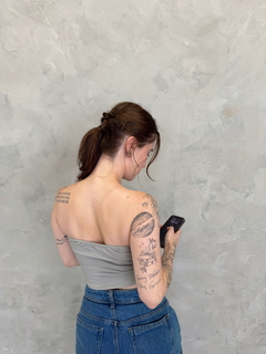 Cropped Argola Cinza - Leone Clothing Store