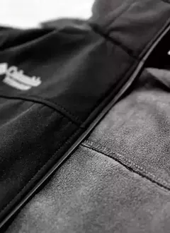 3X1! - 2 ZAPATILLAS COLUMBIA + CAMPERA COLUMBIA IMPERMEABLE DE REGALO - comprar online