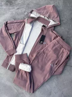 Imagen de PROMO! CONJUNTO I-RUN: CAMPERA + PANTALON IMPORTADO