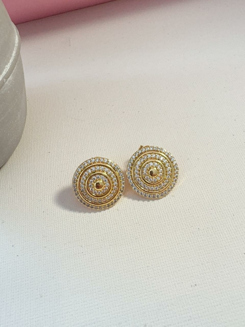 Brinco de Pino Redondo Cravejado Banhado a Ouro 18k